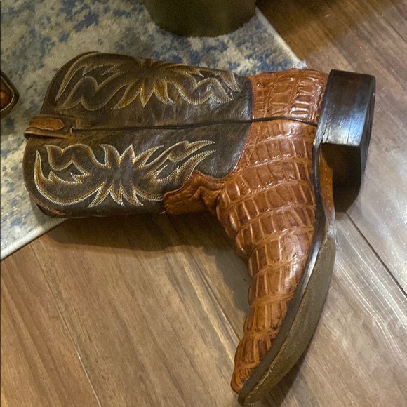 Brown Leather Cowboy Boots - Picture 3 of 9
